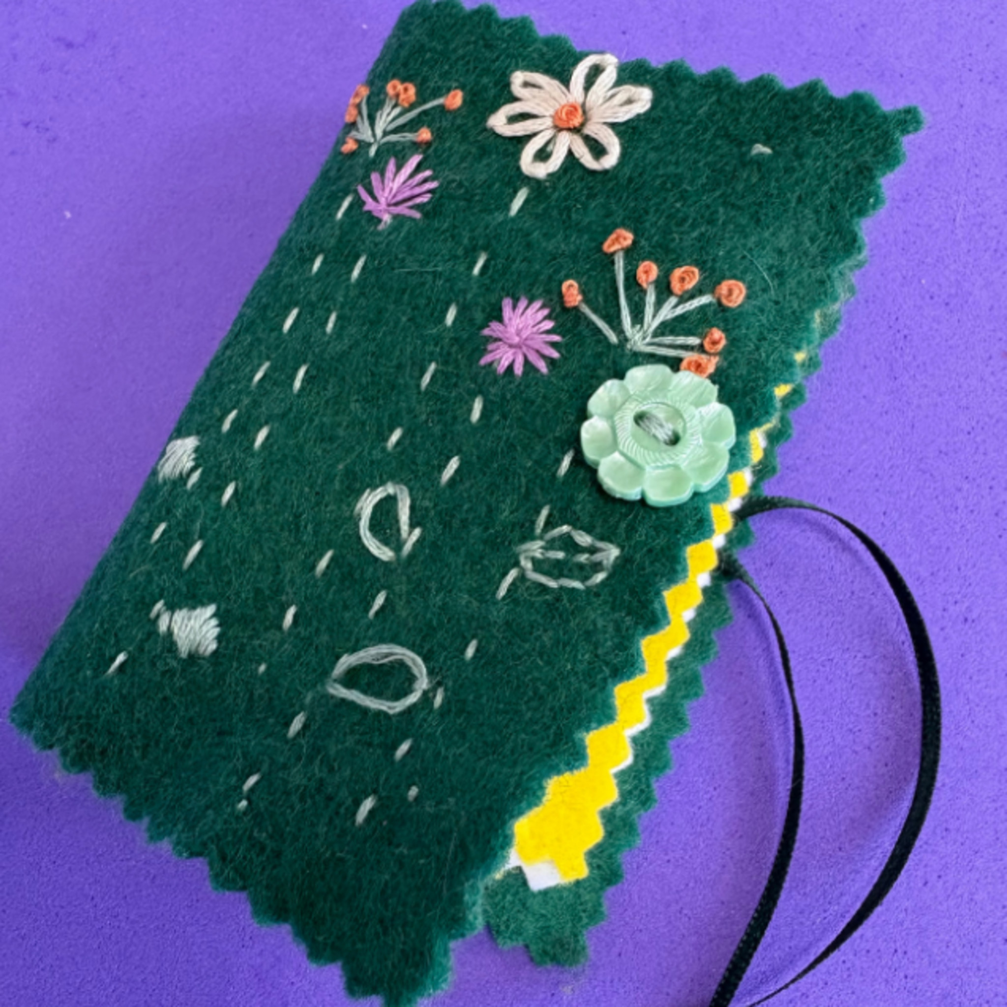 Hand-stitched Felt Needle Case Workshop